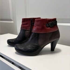 Hispanitas Stylish Leather Ankle Boots